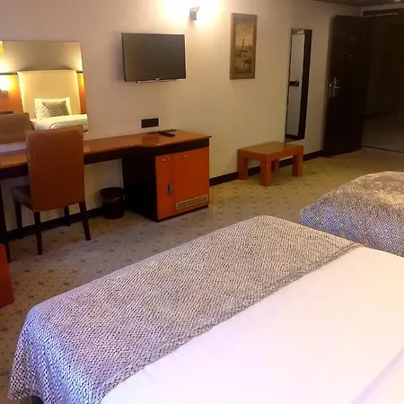 Hotel Zeo Merter *